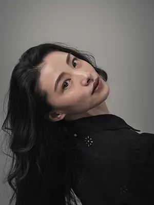 Rena Narumi © Four Eyes
