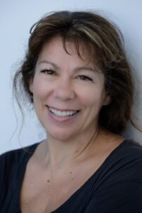 Artemis Gordon Headshot 2018 with teeth