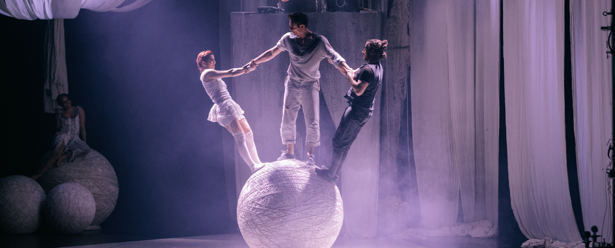 Cirkus Cirkör (Sweden) - DanceHouse